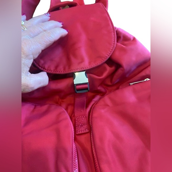 Lululemon drawstring backpack - Picture 4 of 6